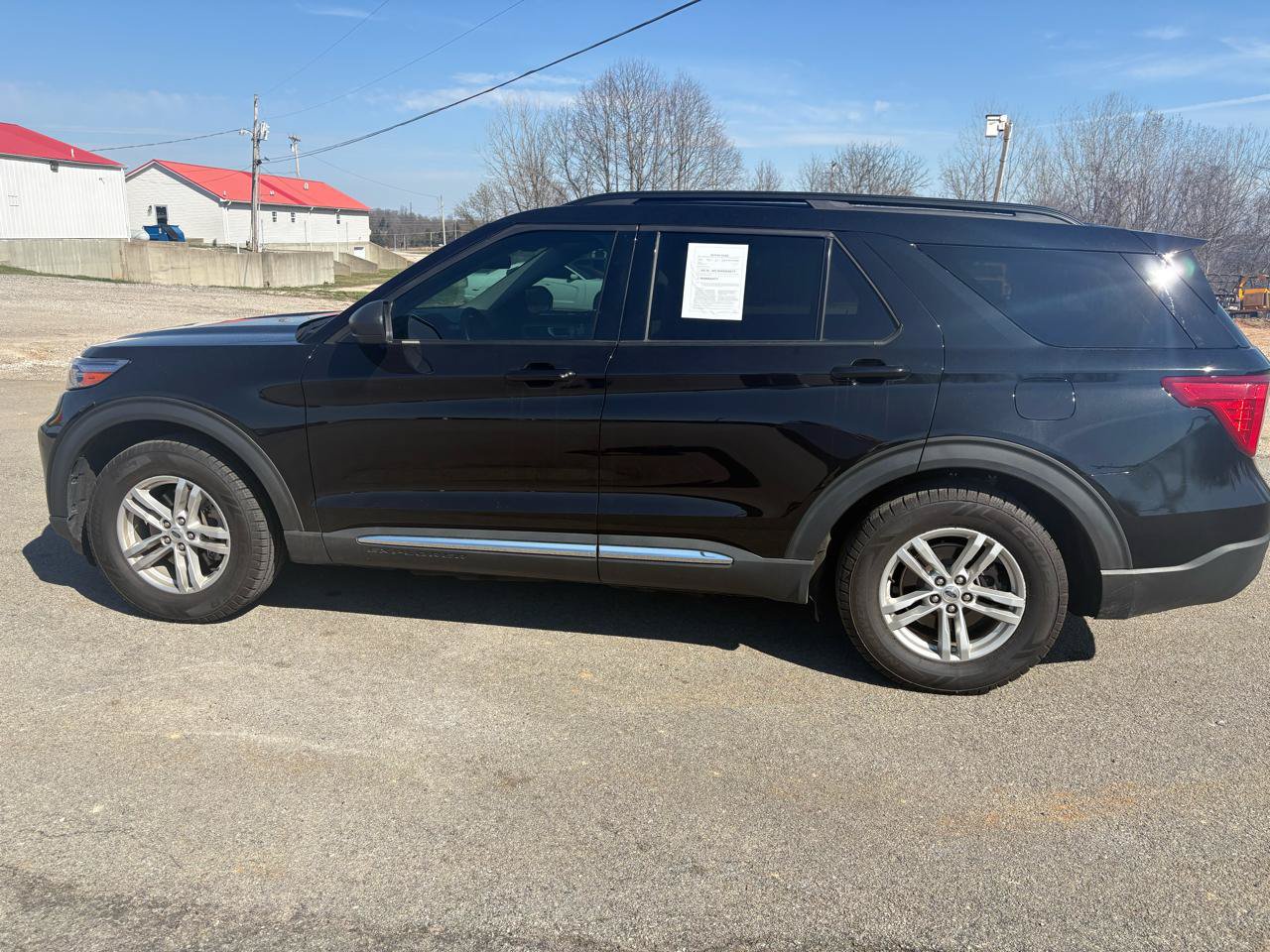 Certified 2022 Ford Explorer XLT RWD image 6