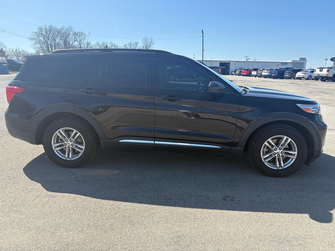 Certified 2022 Ford Explorer XLT image 6