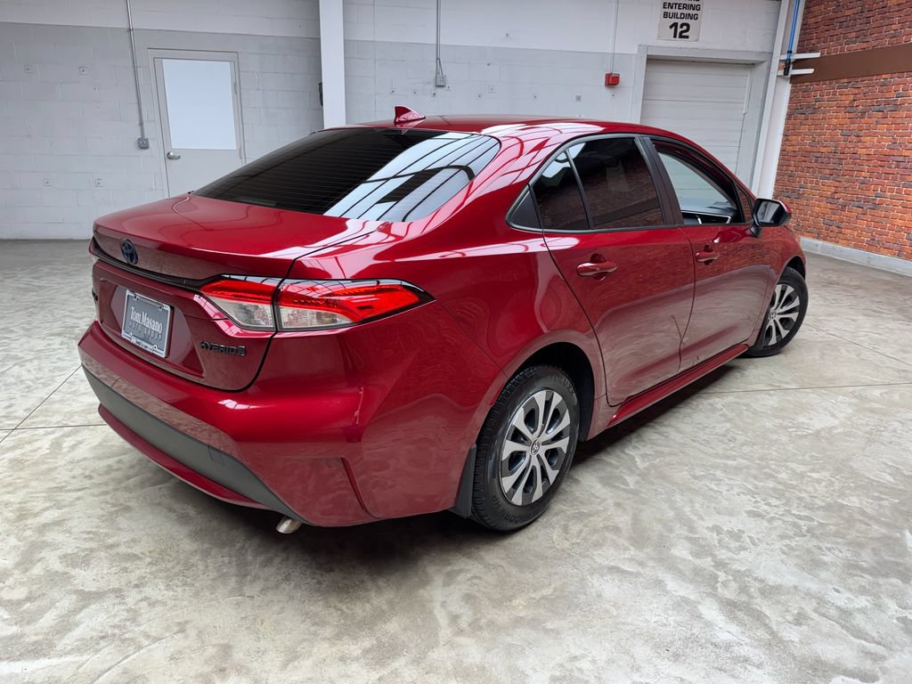 Used 2022 Toyota Corolla LE FWD image 5