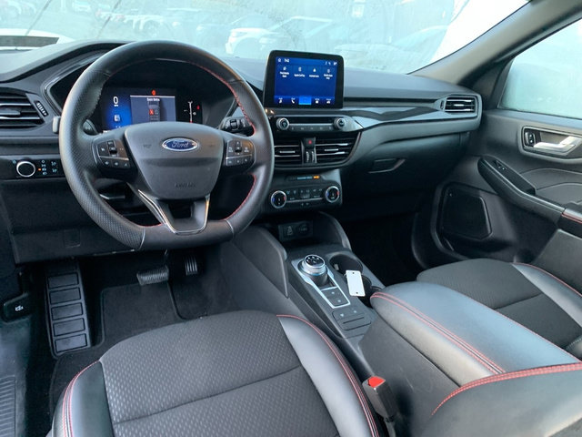 Certified 2025 Ford Escape ST-Line AWD/4WD image 16
