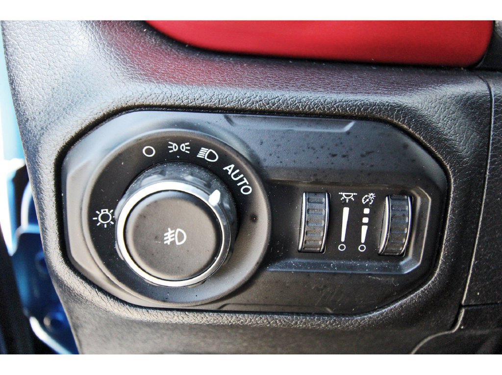 Used 2021 Jeep Wrangler Unlimited Rubicon AWD/4WD image 23