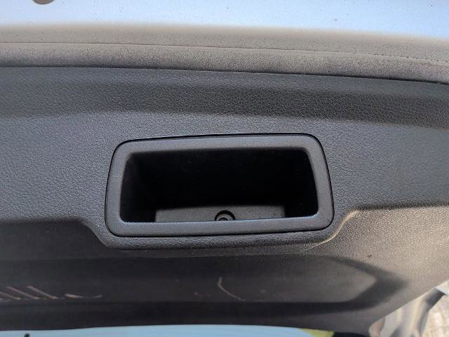 Used 2017 Jeep Renegade Latitude image 11