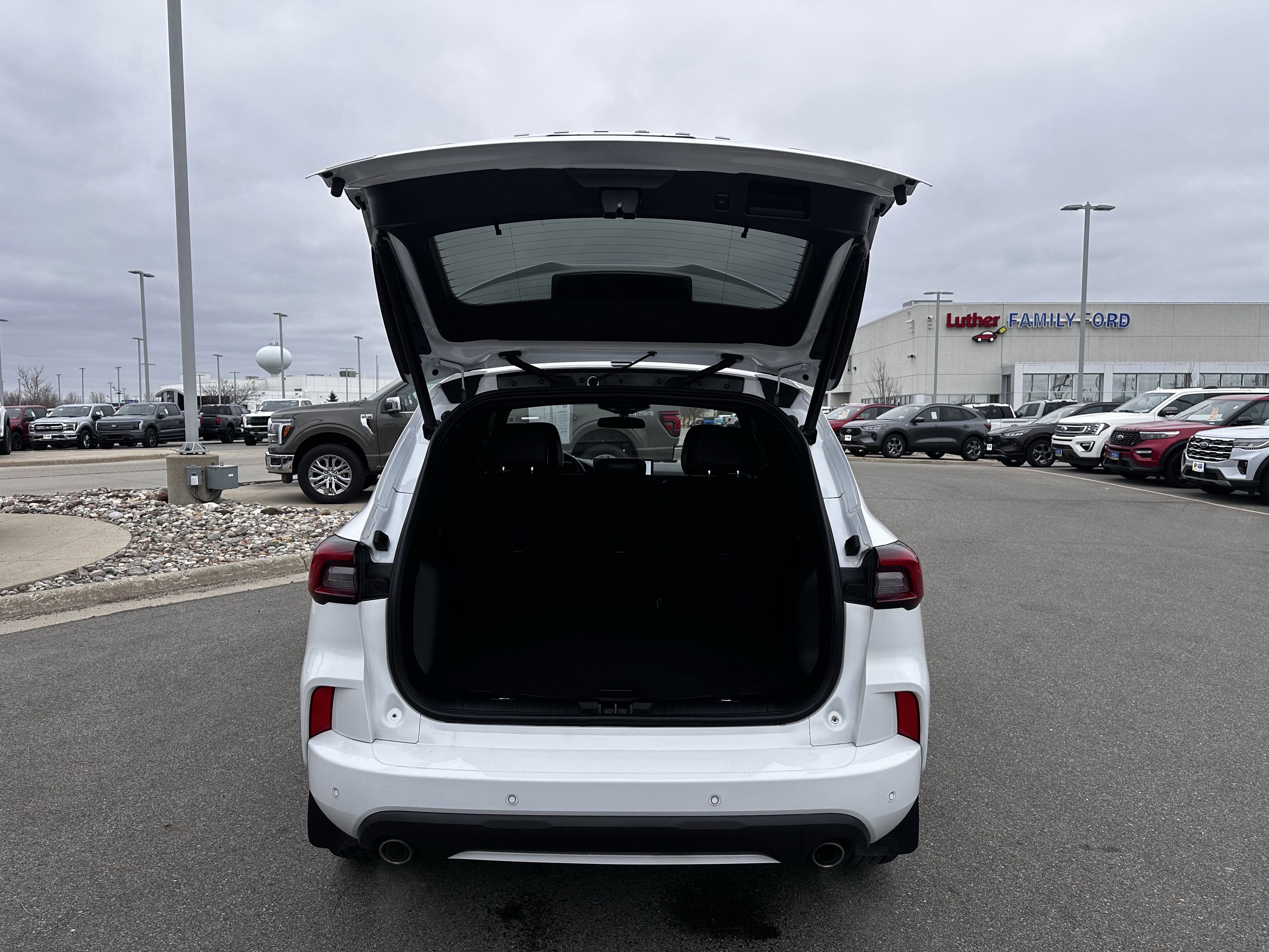 Certified 2023 Ford Escape ST-Line Select w/ Tech Pack #2 image 22