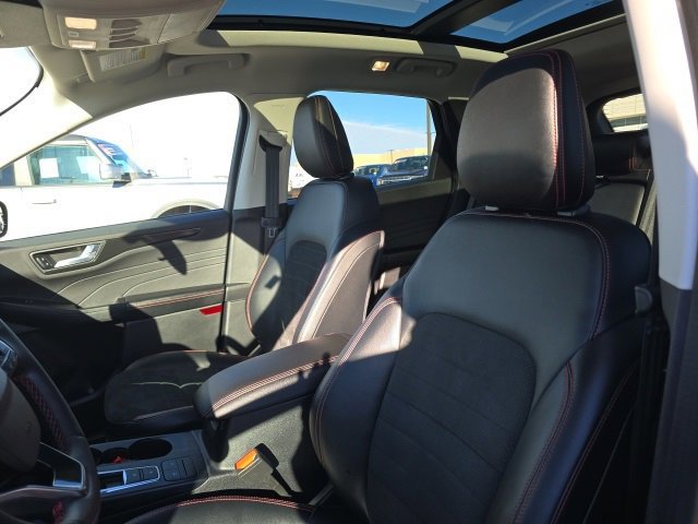 Certified 2022 Ford Escape SEL w/ SEL Stealth AWD Package image 13