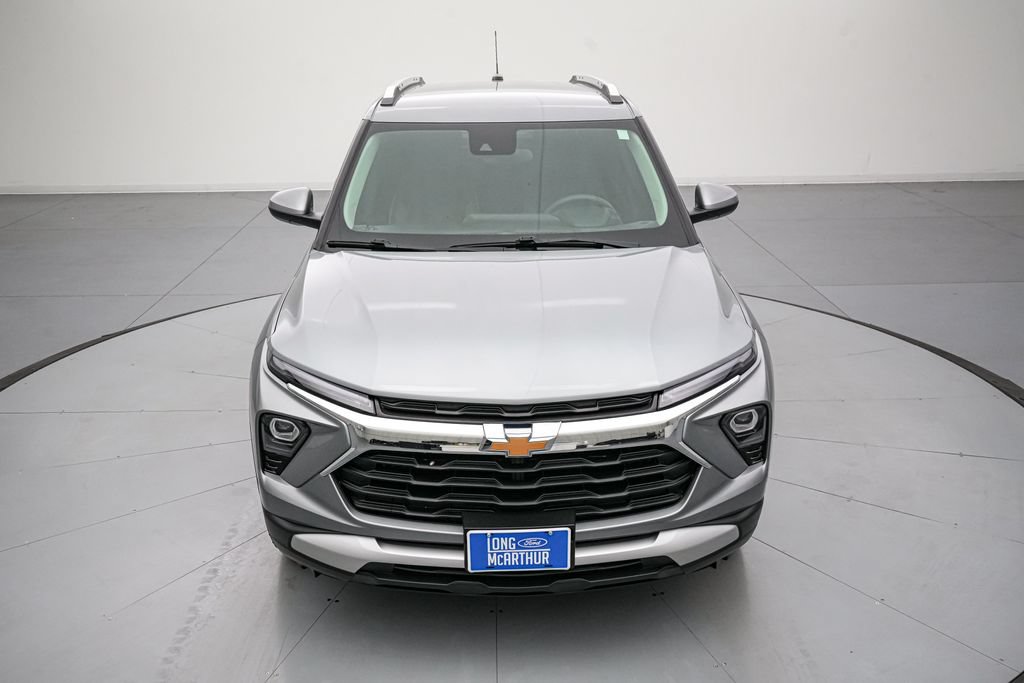 Used 2024 Chevrolet TrailBlazer LT w/ Driver Confidence Package FWD image 9