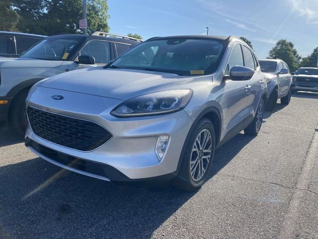Certified 2020 Ford Escape SEL FWD image 3