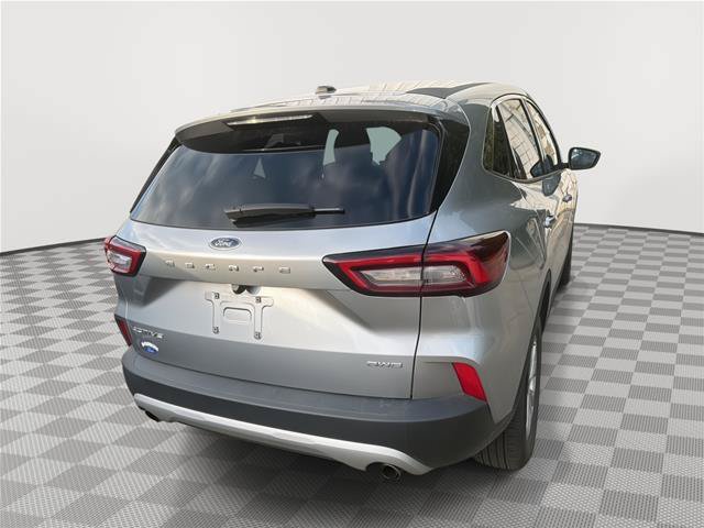 Certified 2023 Ford Escape Active AWD/4WD image 9