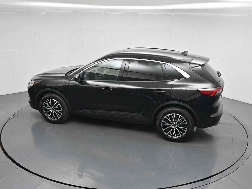 Certified 2023 Ford Escape SE FWD image 41