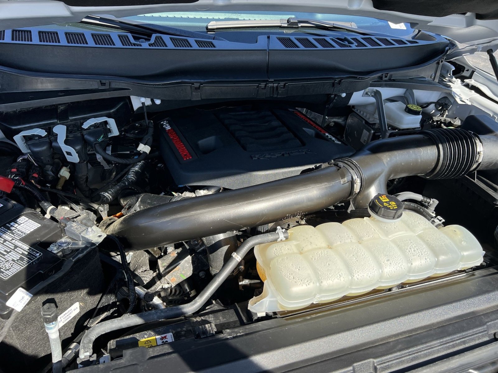 Certified 2025 Ford F150 Raptor AWD/4WD image 28