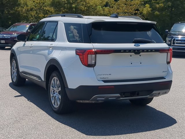 Certified 2025 Ford Explorer Active w/ Active Comfort Package AWD/4WD image 6
