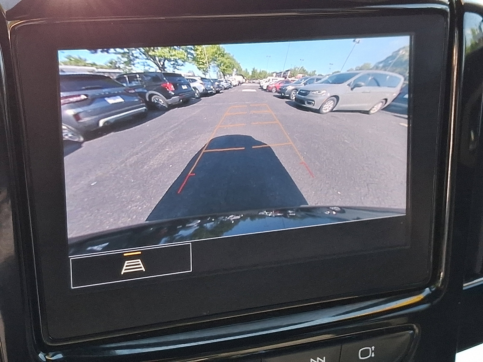 Used 2023 Chevrolet Traverse LT AWD/4WD image 19