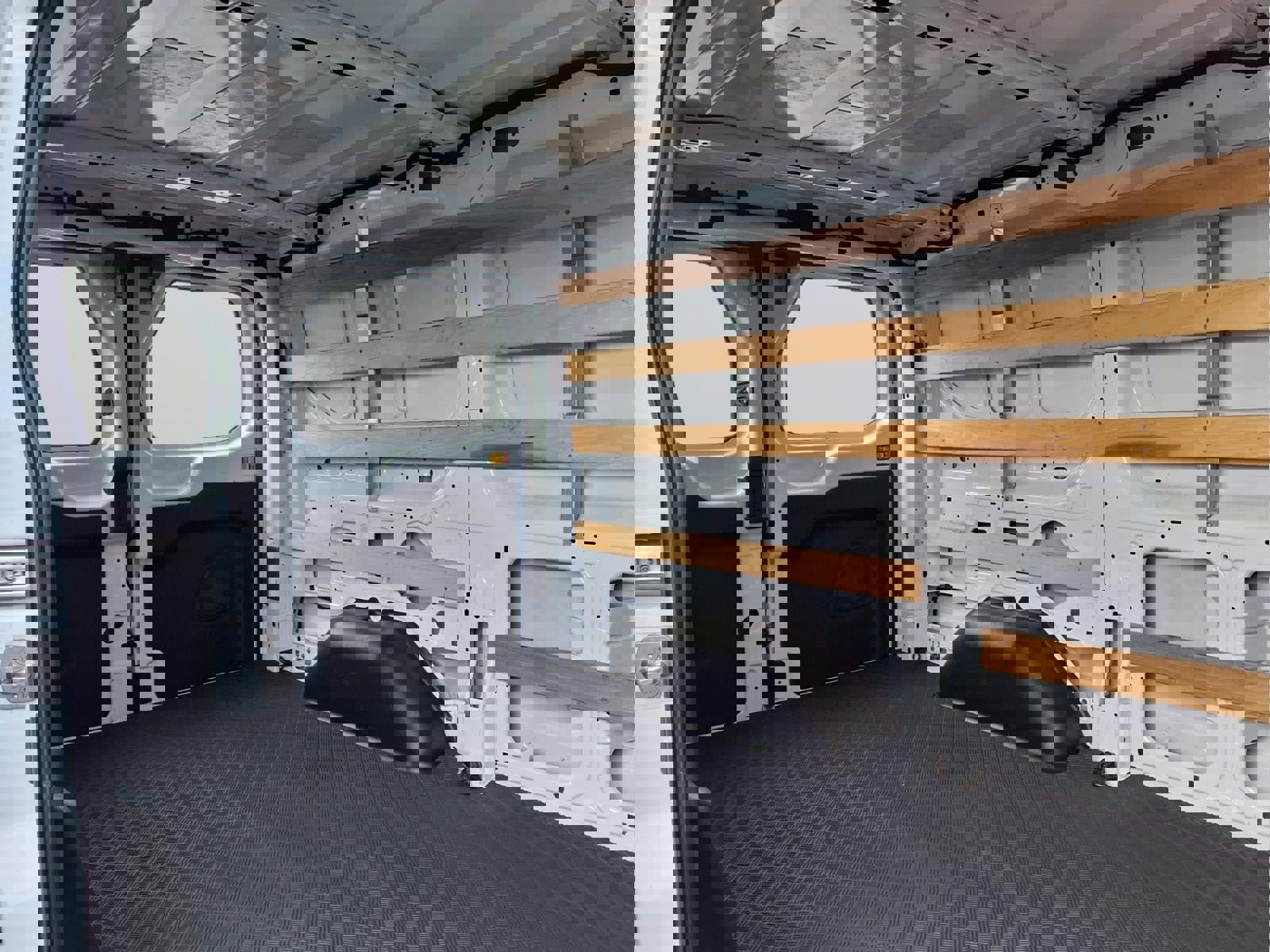 Certified 2024 Ford Transit 250 250 w/ Exterior Upgrade Package image 11