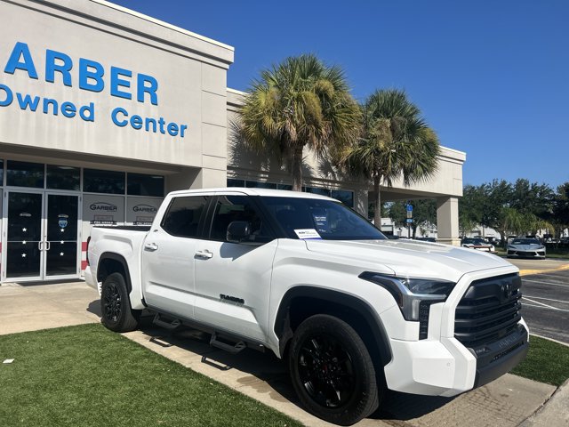 Used 2025 Toyota Tundra SR5 w/ SR5 Premium Package AWD/4WD image 2
