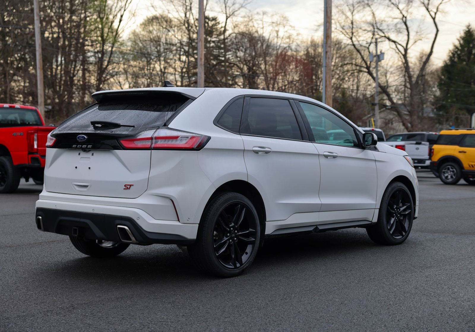 Certified 2022 Ford Edge ST w/ Equipment Group 401A AWD/4WD image 5