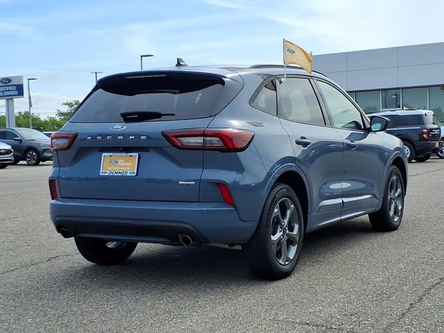 Certified 2024 Ford Escape ST-Line w/ Tech Pack #1 AWD/4WD image 6