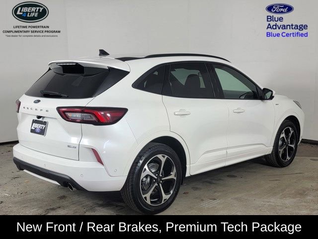 Certified 2023 Ford Escape ST-Line Elite w/ Premium Technology Package AWD/4WD image 3