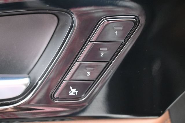 Used 2023 Acura MDX w/ Advance Package AWD/4WD image 17