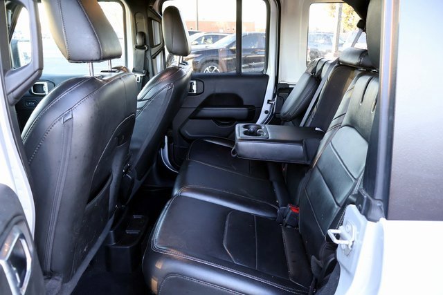 Used 2023 Jeep Wrangler Unlimited Sahara w/ Cold Weather Group image 29