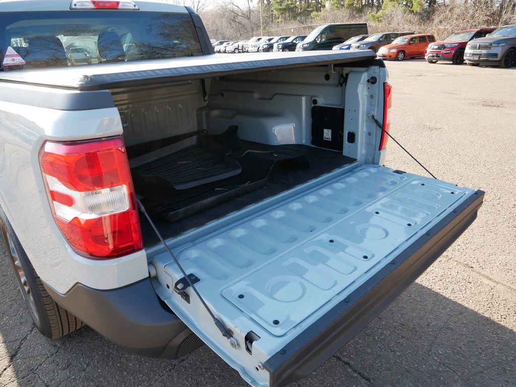 Certified 2022 Ford Maverick XLT image 10