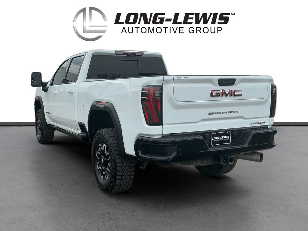 Used 2024 GMC Sierra 2500 AT4X AWD/4WD image 4