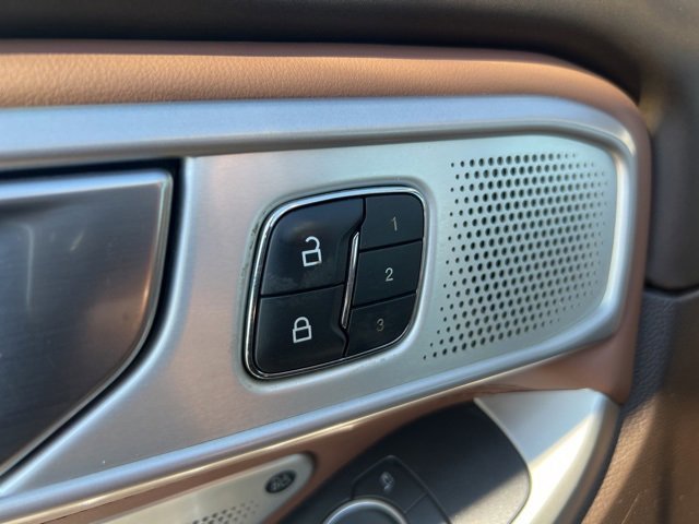 Certified 2021 Ford Explorer King Ranch w/ Premium Technology Package image 9