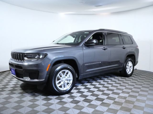 Used 2022 Jeep Grand Cherokee L Laredo w/ Luxury Tech Group I AWD/4WD image 2