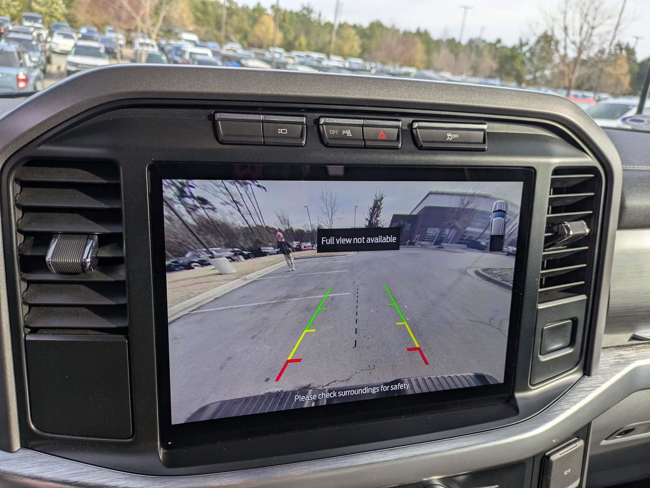 Certified 2022 Ford F150 Lariat w/ Equipment Group 502A High image 27