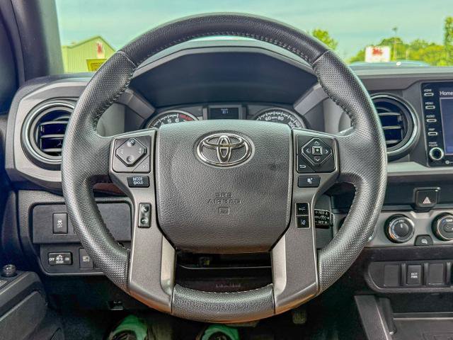 Used 2021 Toyota Tacoma TRD Off-Road AWD/4WD image 33