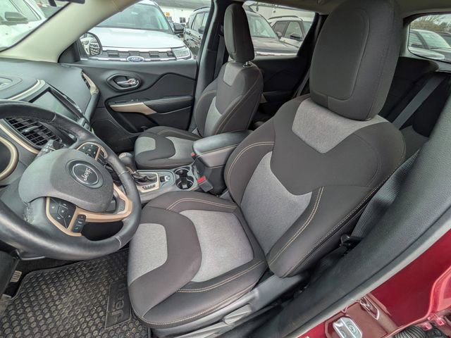 Used 2018 Jeep Cherokee Latitude image 8