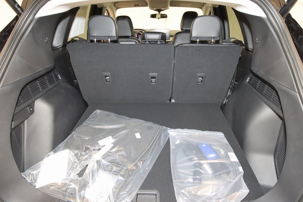 Certified 2024 Ford Escape SE image 43