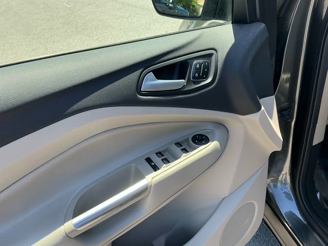 Certified 2017 Ford Escape Titanium FWD image 11