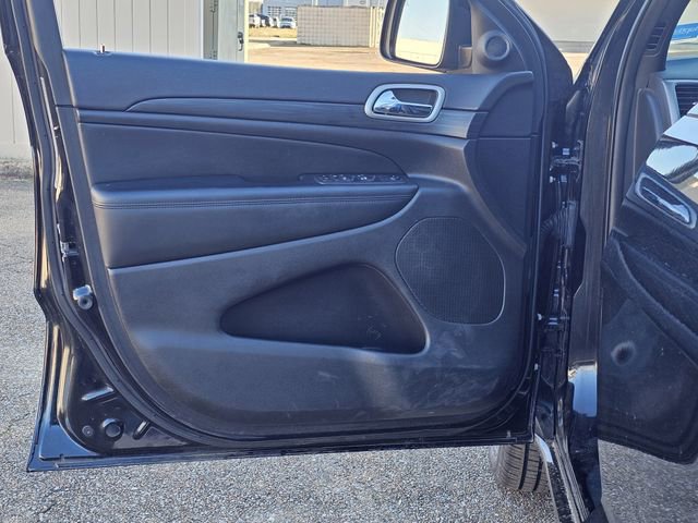 Used 2020 Jeep Grand Cherokee Altitude image 15
