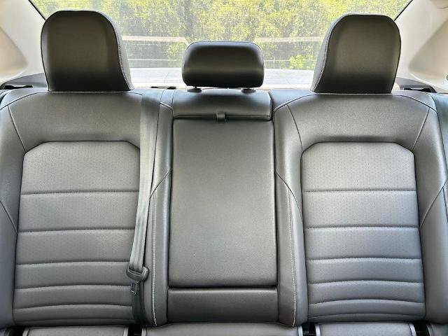 Used 2023 Volkswagen Jetta SE w/ Panoramic Sunroof Package FWD image 13