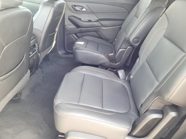 Used 2021 Chevrolet Traverse Premier w/ Redline Edition AWD/4WD image 13