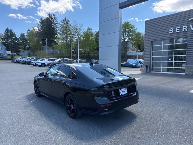 Used 2025 Honda Accord SE image 7