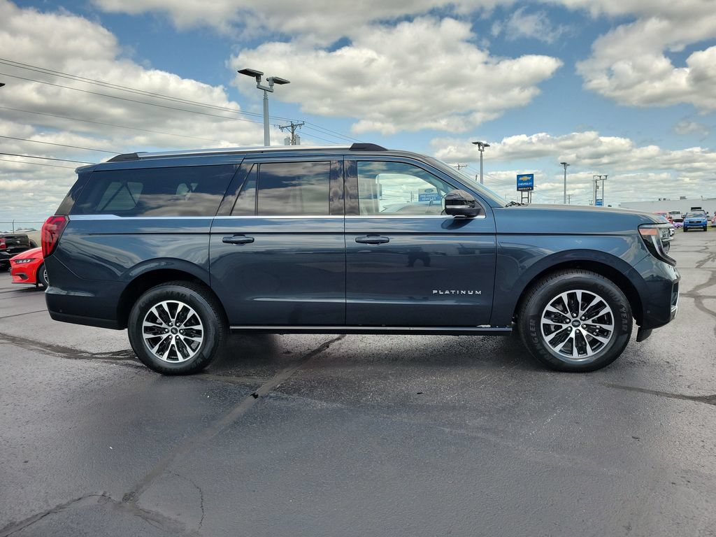 Certified 2025 Ford Expedition Max Platinum AWD/4WD image 3