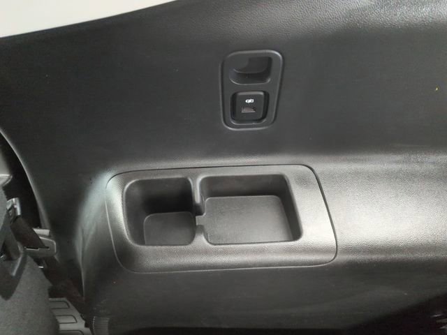 Used 2021 Chevrolet Traverse LT image 47