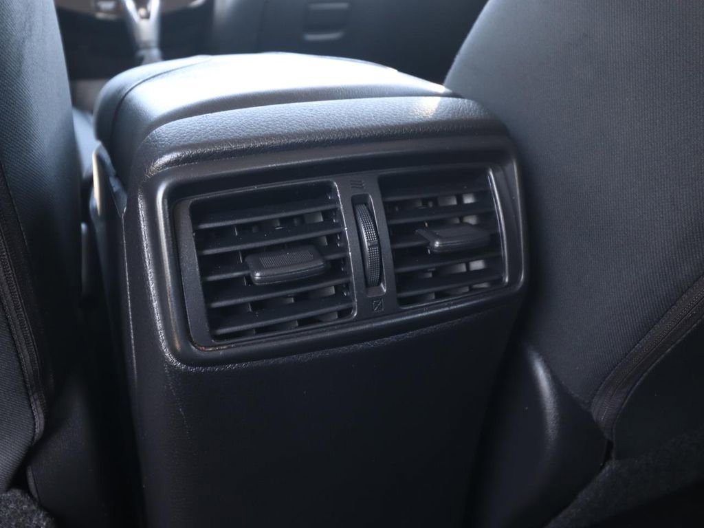Used 2022 Nissan Rogue Sport S FWD image 12