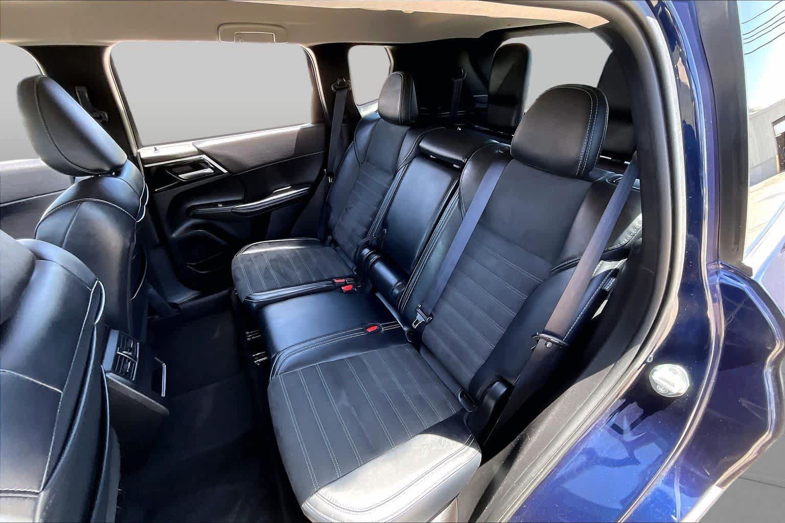 Used 2024 Mitsubishi Outlander SE AWD/4WD image 20