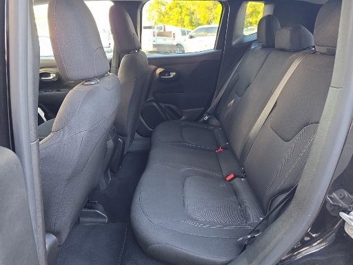Used 2021 Jeep Renegade Sport FWD image 17