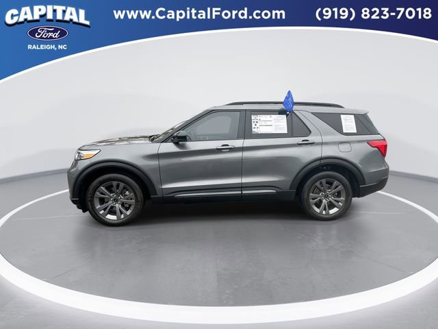 Certified 2023 Ford Explorer XLT w/ Equipment Group 202A image 3