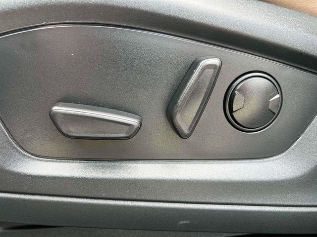 Certified 2023 Ford Explorer XLT w/ Equipment Group 202A image 14