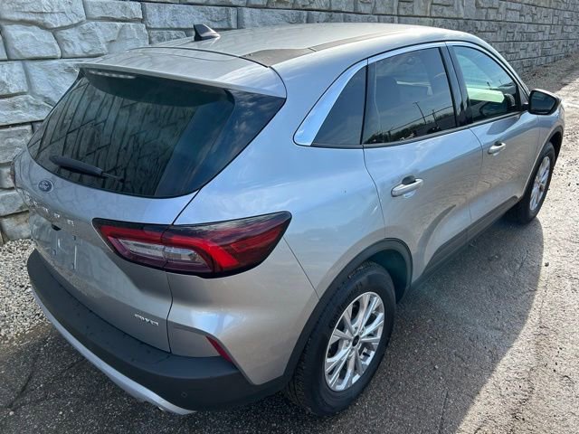 Certified 2023 Ford Escape Active w/ Tech Pack #2 AWD/4WD image 5