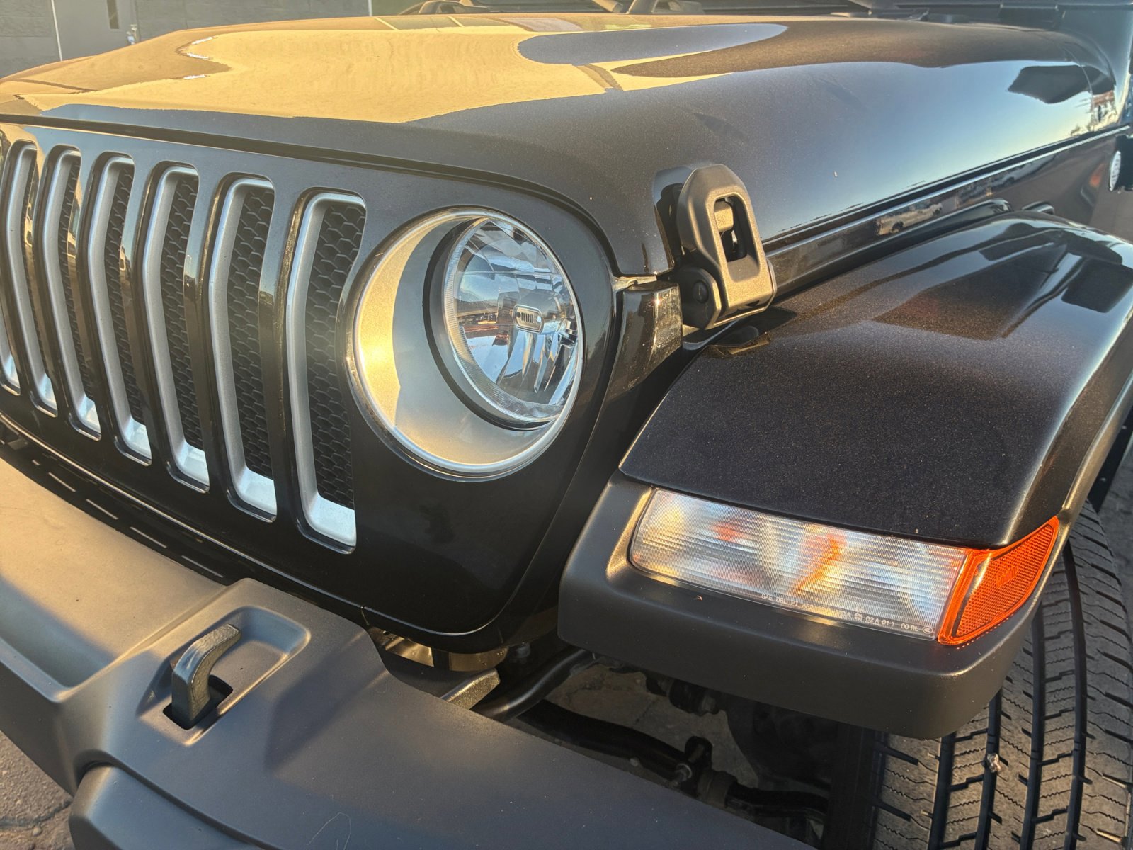 Used 2021 Jeep Wrangler Unlimited Sahara w/ Safety Group image 10