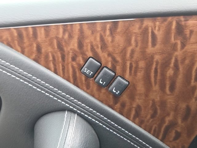 Used 2019 Nissan Armada Platinum w/ Captain's Chairs Package AWD/4WD image 26