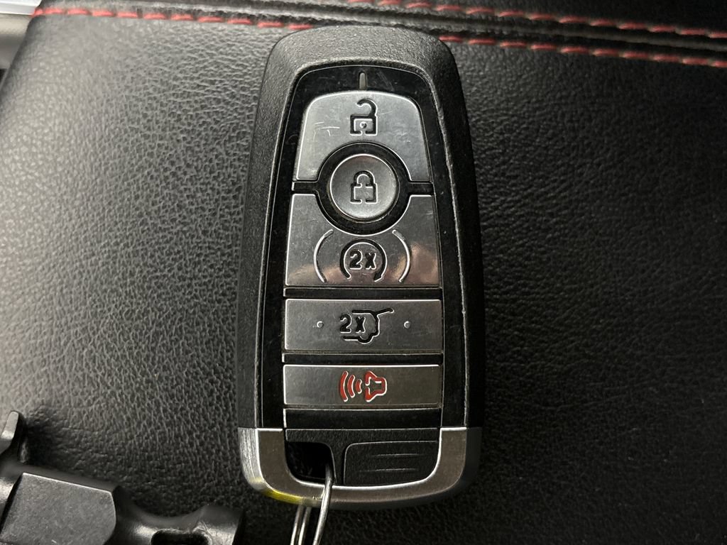 Certified 2024 Ford Edge ST-Line AWD/4WD image 33