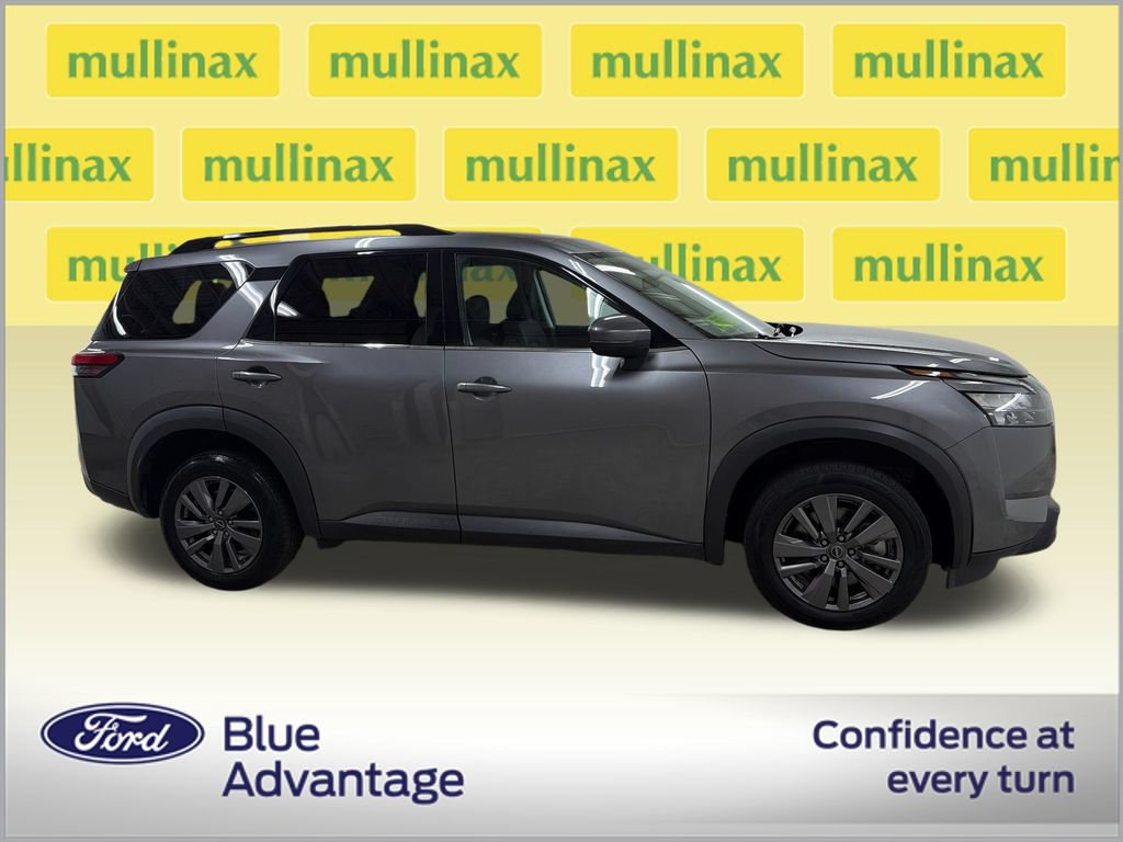 Used 2023 Nissan Pathfinder SV FWD video 2