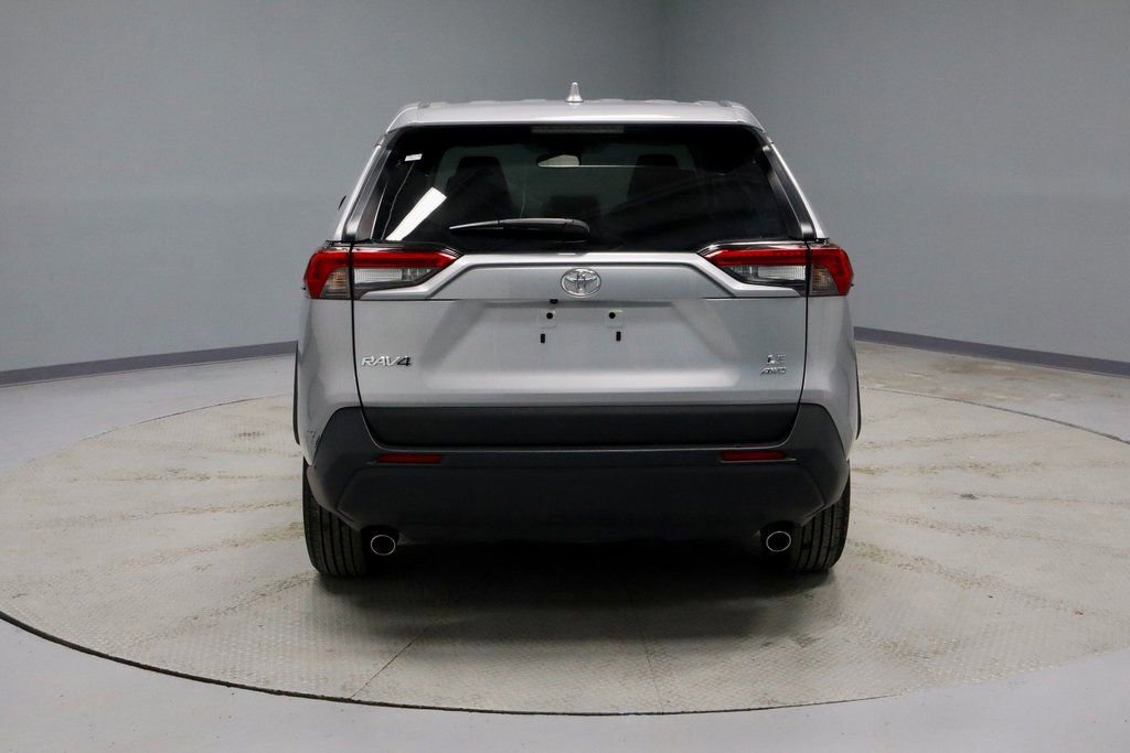 Used 2024 Toyota RAV4 LE image 4