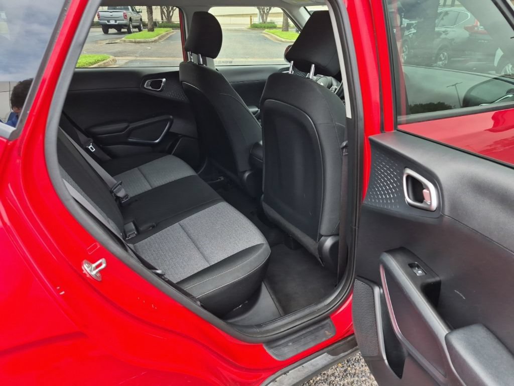 Used 2021 Kia Soul S FWD image 18