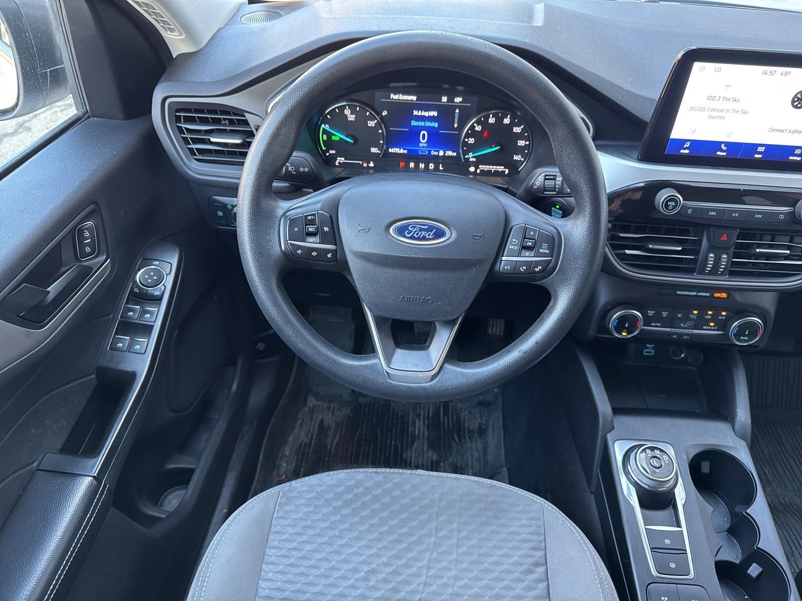Certified 2022 Ford Escape SE image 33